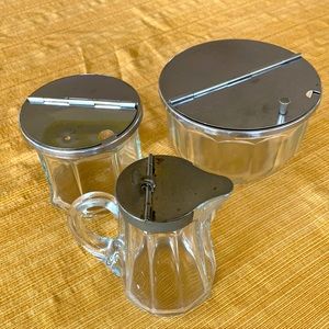 Restaurant Vintage Set